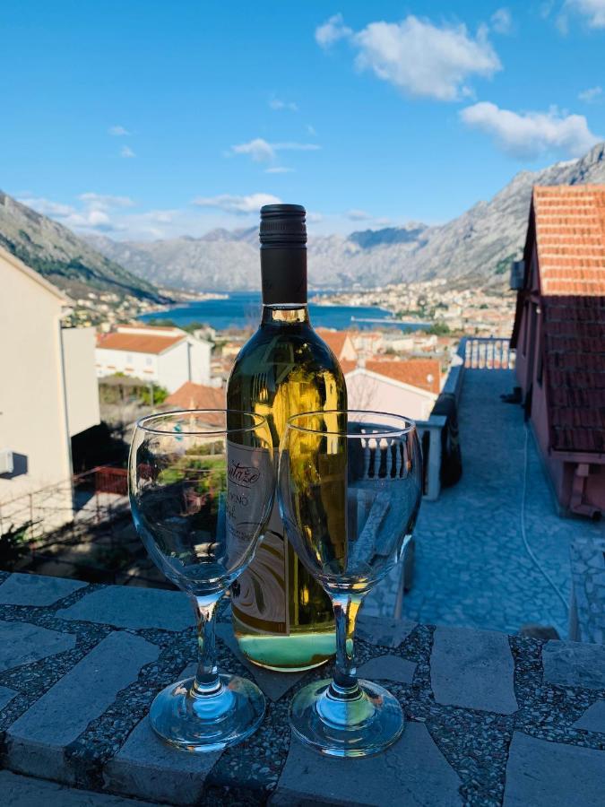 Gara 5 Apartment Kotor Luaran gambar