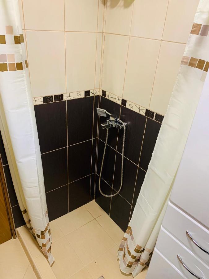 Gara 5 Apartment Kotor Luaran gambar