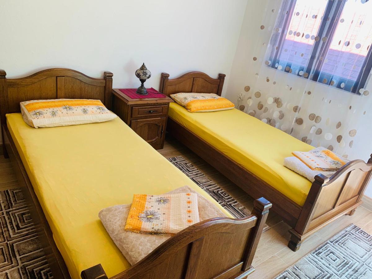 Gara 5 Apartment Kotor Luaran gambar