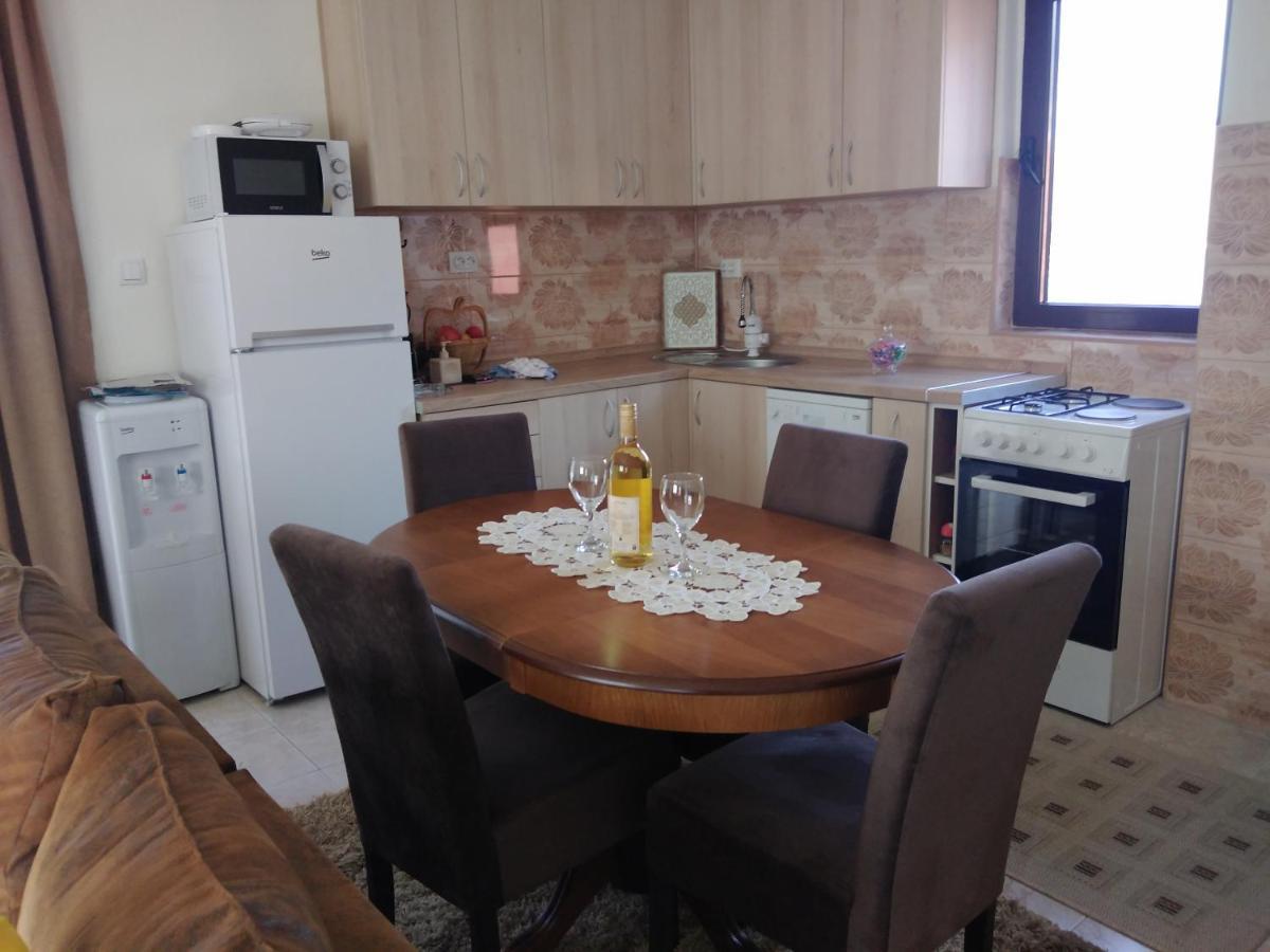 Gara 5 Apartment Kotor Luaran gambar